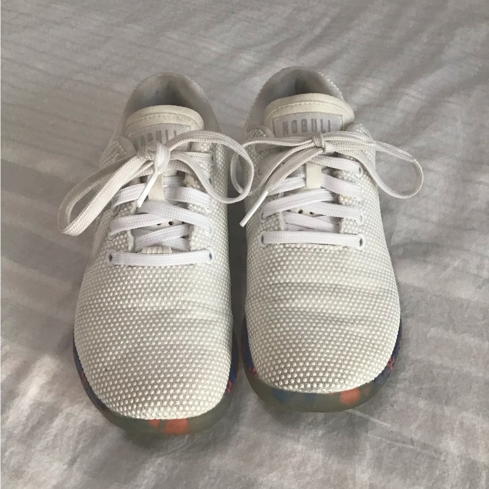 No Bull White Athletic Weight lifting Sneakers wide toe box Women’s size 6